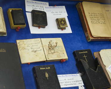 jw_2013_02_10_023